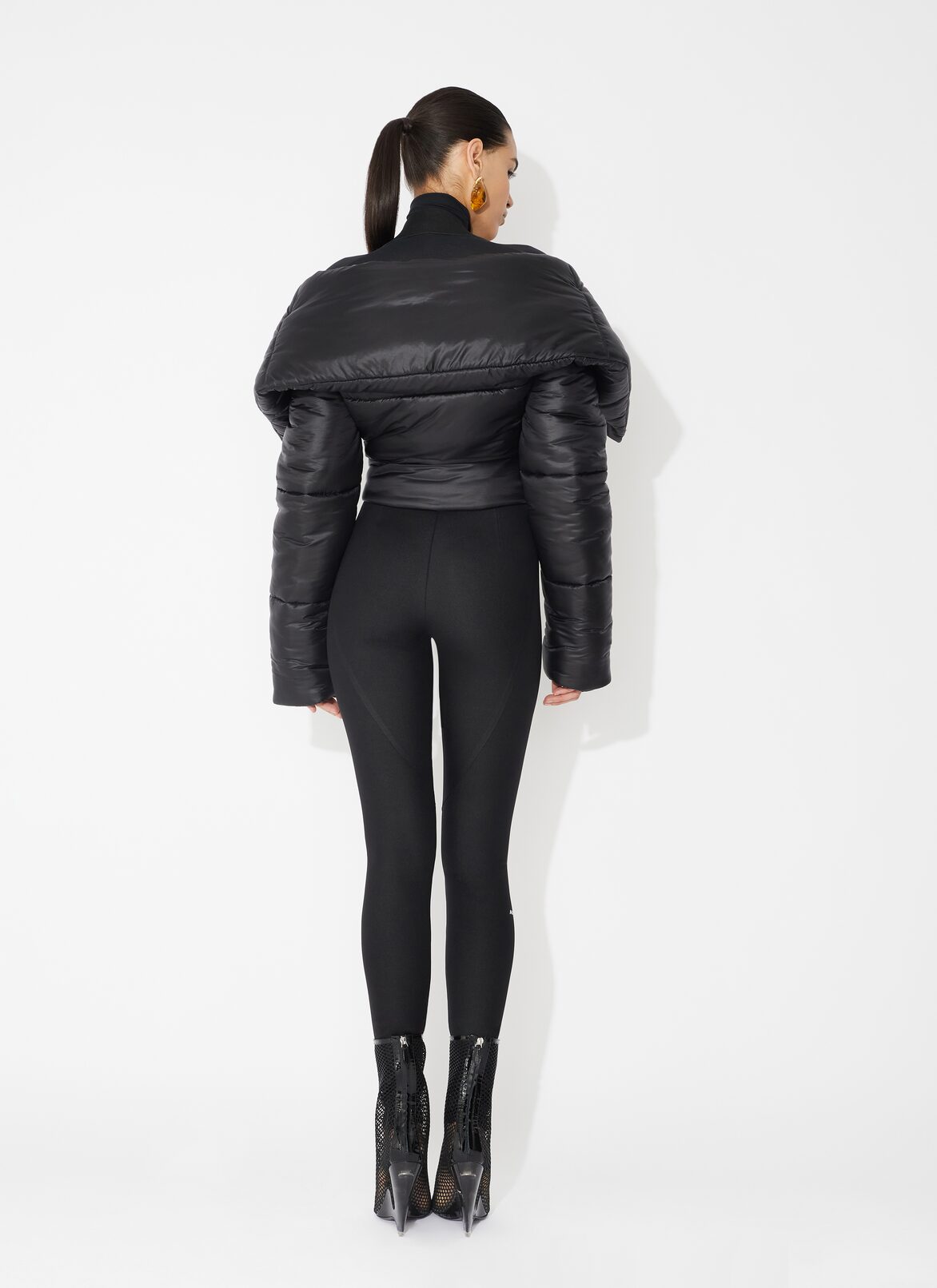 Puffer jacket ALAÏA BLACK PUFFER JACKET